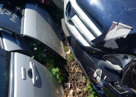 2006 Mercedes-Benz R 350 4Matic z USA, uszkodzony, nr VIN 4JGCB65E36A008199